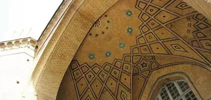 Alborz School in Tehran - Tiling