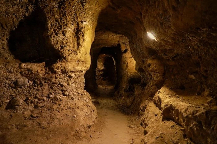 Kurd Olia Waterfall: A Hidden Natural Gem Near Isfahan